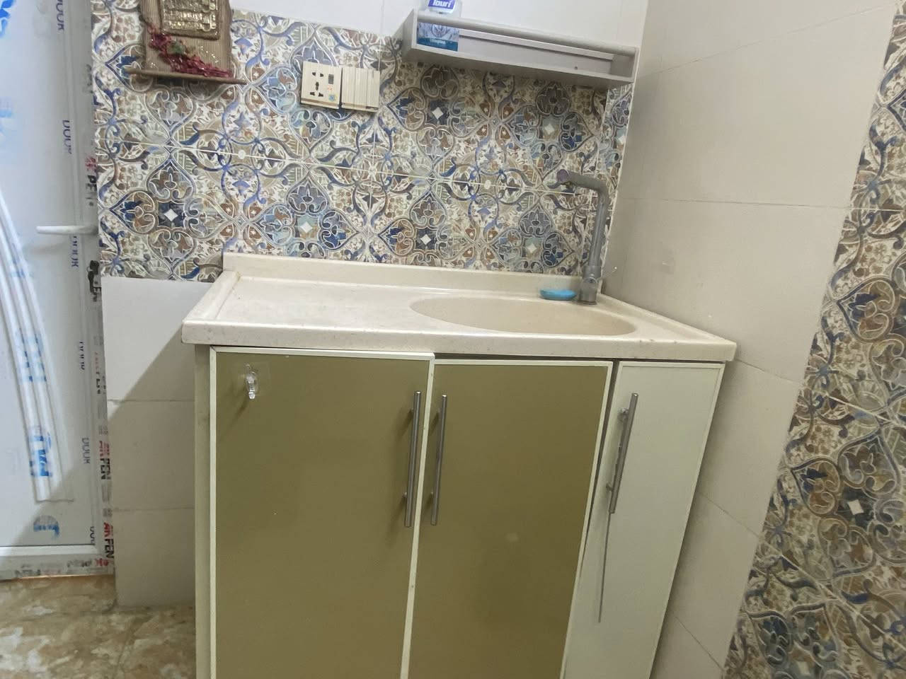 كاونتر تزكام مو سوكي للبيع  

0771 187 9467
