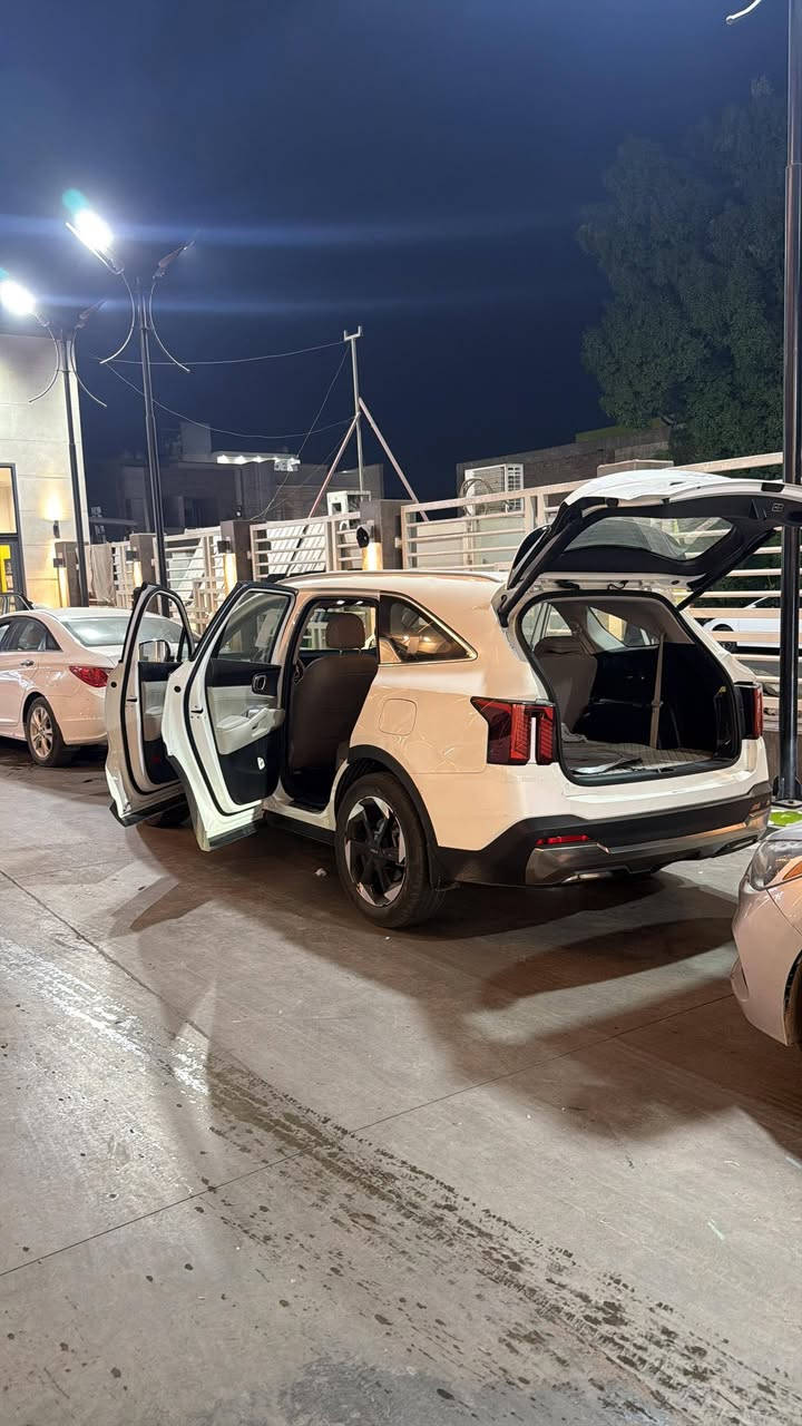 السلام عليكم 
للبيع كيا سورنتو 2024 
وكالة دولية 
مكفولة كفالة عامة 
ماشية 480000 km
السعر 275$ وبيه مجال 
للأستفسار : ***********
العنوان: بغداد الكرادة
