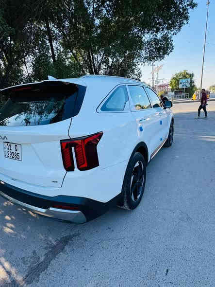 السلام عليكم سورنتو خليجي 
موديل 24 

فول و1 ع 1

مكفوله 

ماشيه 10 الف 

بصمة 

بانوراما 

فور ويل 

كشن حار بارد 

4 كامرات 

شفتات استيرن 

7 راكب 

3 قطع تبريد 

جنطه كهرباء 

6 سلندر 

كشنات كهرباء 

ويل 19 

سايد بريك دكمه 

مري شفط 

هواي مواصفات بيهه 

ام ظمان شركة دوليه 

فور اكس معروفه مواصفات 

0771 290 8967

سعر 350
