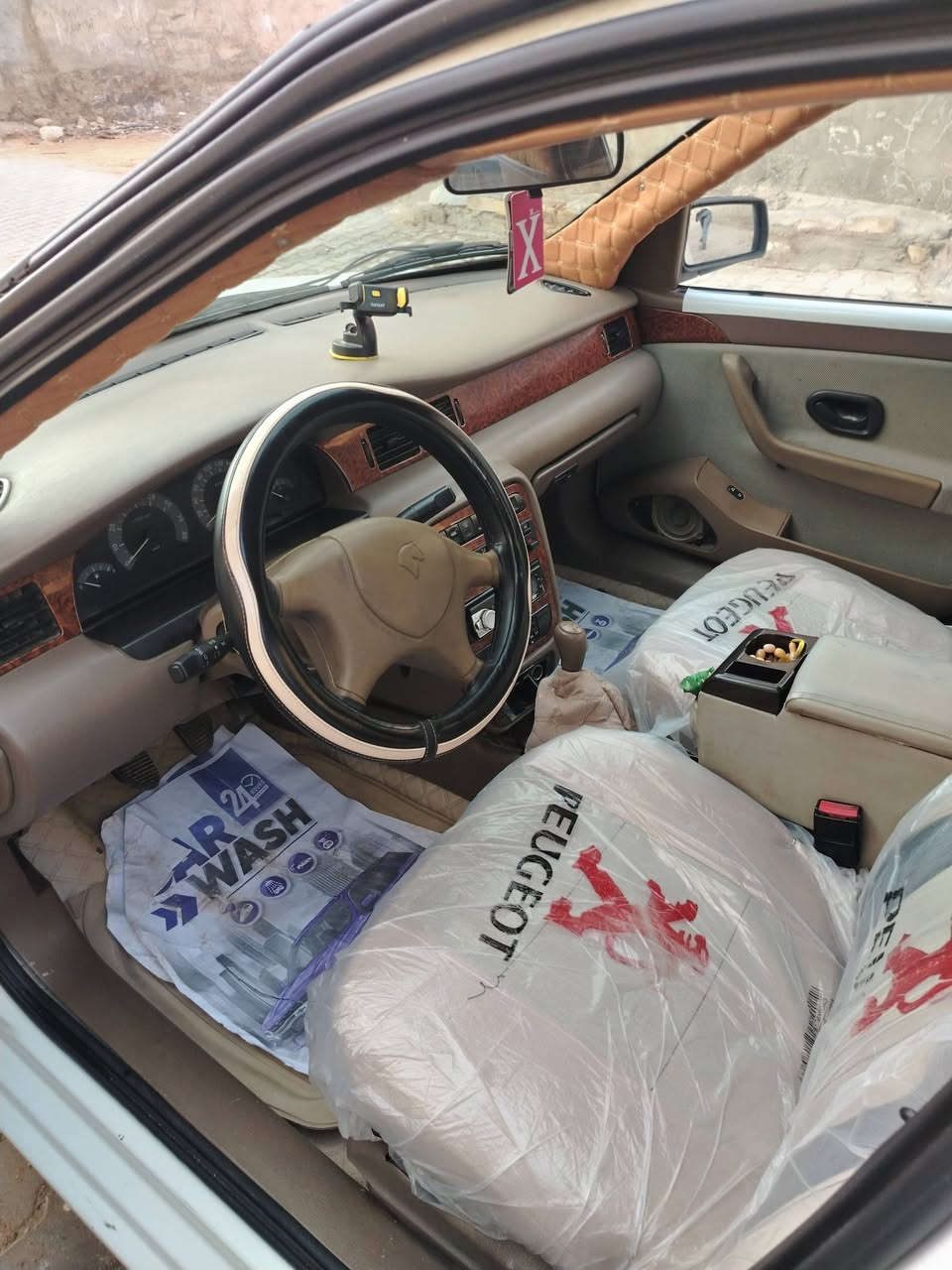 سلا عليكم سمند ١٠ رقم قادسيه بسمي رقم انكليزي لل ٣٠  سياره مال جناي متعوب عليه كلشي مبدل بيه جديد ايساكو نافظه من دعاميه للدعاميه فقط بيه شبرين خياس بدوس وظربه بقبق البانزين مرجعيه عل بارد كشر يعني كشر ماكفله مكينه بجيس مبدله كير حداديه منظومه تبريد جديده درايمات فلنجات كلج طبي تخم تاير جديد دوشمه جديده كاعيه تنته كوله جديد سياره مجودره بل باب عندي دوام بس من اجي اطلع بيه داخل المدينه ممتعبه وياخذه ميذب عليه وبل عافيه عل ياخذه عنوان قظاء المشخاب للأستفسار ***********
