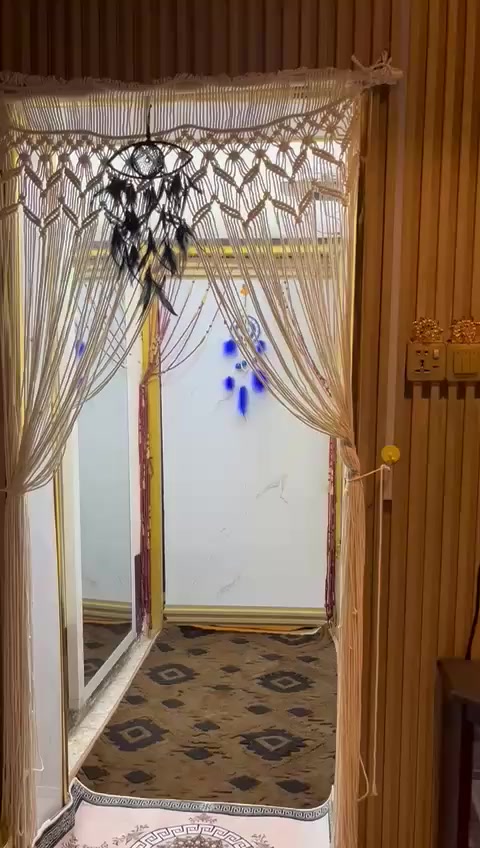 بيت تجاوز شارع تربيه مساحته 100متر ***********
