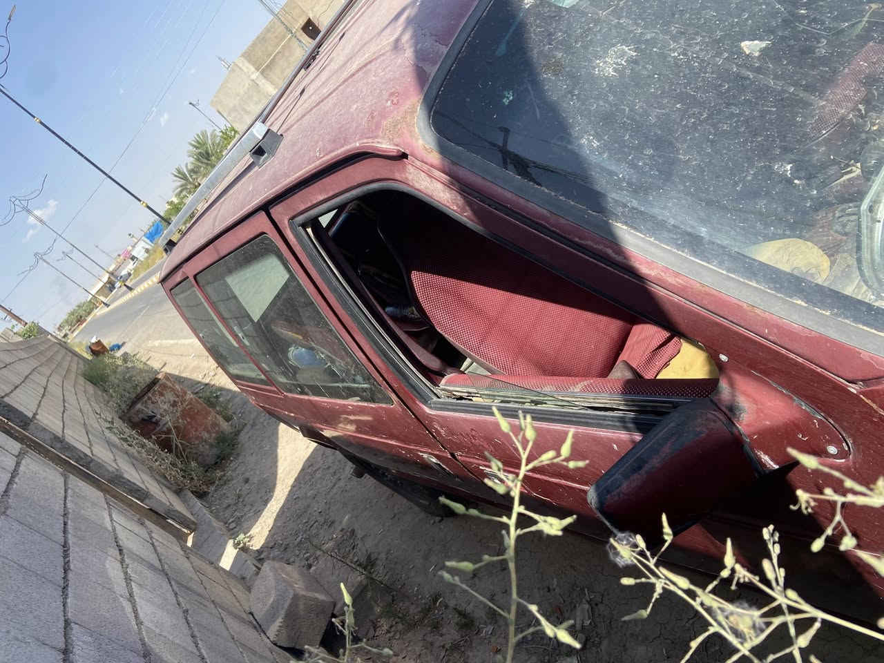 السلام عليكم
موجود سياره كلايزر كرفان /فحص كركوك 
گير محرك مال كورله بحاله جيده جدا 
بيها بوري مال بريك يتصلح اب ١٥.٠٠٠
وبيها تاير طاك سيم 
السعر ١٤ ورقه 
للستفسار 
***********
