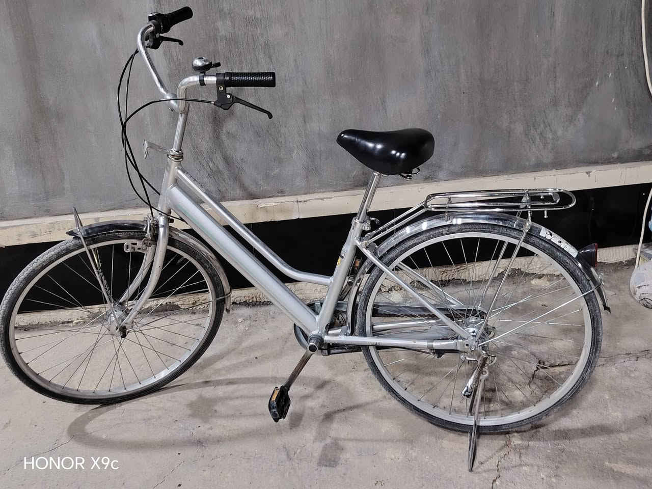 سلام عليكم باسكل لبيع حجم 26 الباسكل نضيف كلشي قبل شهر نزلته من الحاويه موصفات حساس +كير 3 نمر +ياياني + 2018 ٪نقصه بس كلوب الباسكل كلش نضيف مكاني بابل السعر 125 وبيه مجال بسيط متواجد خاص


**إذا كنت صاحب هذا الإعلان وتريد حذفه لأي سبب، رجاءا أرسل رسالة إلى الدعم الفني**