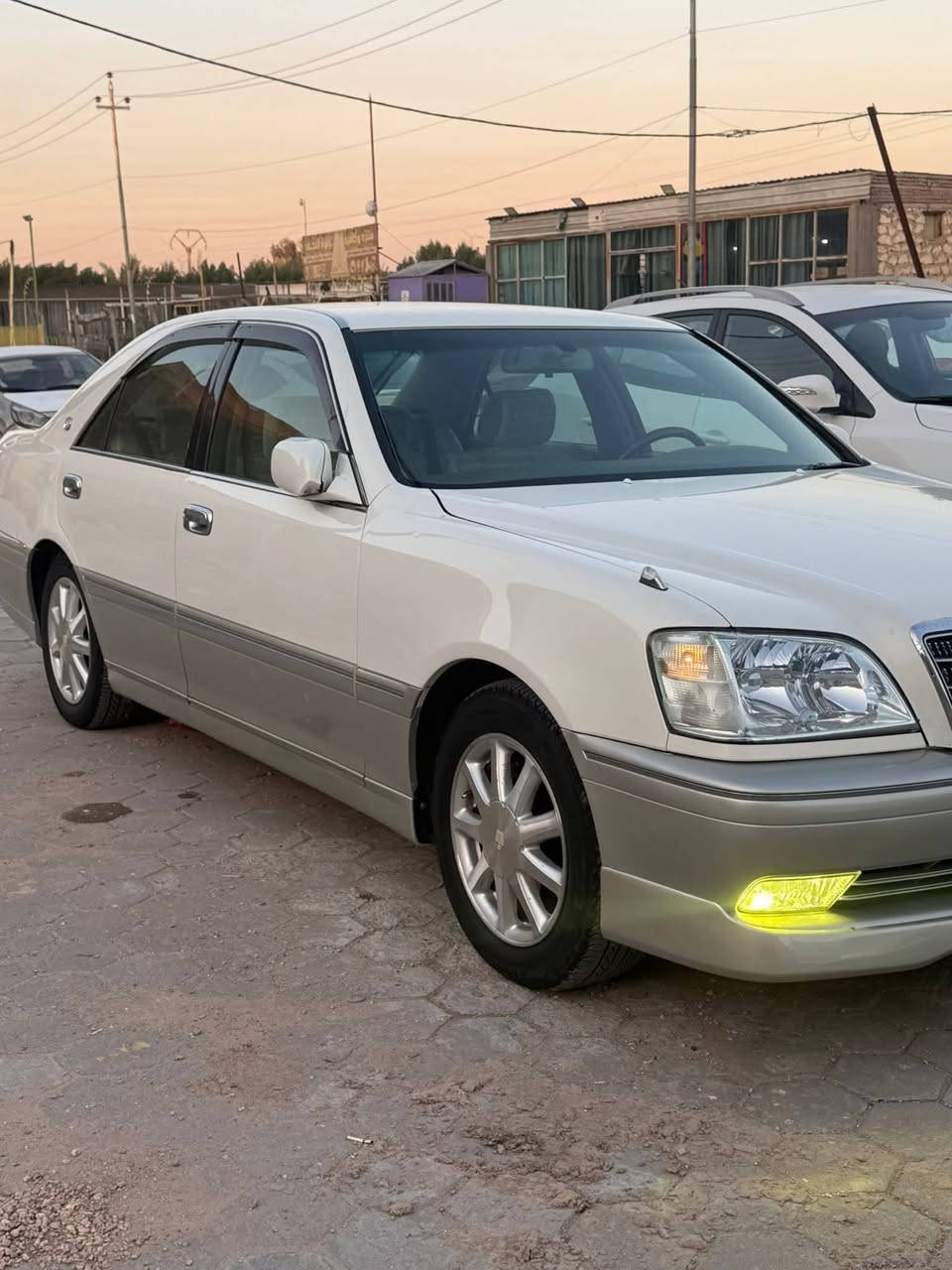 ملكه كركوك مدفوع كمرك وقرص السياره دكمتين محرك ديفور الزغير شاصي 171  كامله سياره زيرو شرط طك كارتون ماشيه 85 اصل كرستال اصل سياره ويل نجمه ابيض وتخم تاير جديد تحوير نجف بيت مديد دشبول عارف 4 كراسي كهرباء برده خلفيه لحيه اصليه اماميه مكينه وكير جدد ستوني شادهن حداديه زيرو تبريد ثلج سياره زيرو وكفاله عامه من الكص وظربه  مالكها بس هاي بسمه الشراي يتصل بيع فقط مكاني بنجف سعرها 118 وبيها مجال واكو اشكال بسوك حسب النظافه وجده وليشوفها يحكم ع جدتها ونظافتها الشراي يتصل فقط 
***********
