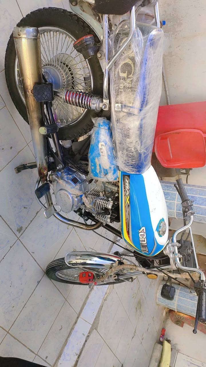 دراجه سونك اربعه كير موديل 23 محرك ما مفتوح كبس لاصرف ولا بخار شرط سعره550 بي مجال 
اتصال ***********
وتس***********
