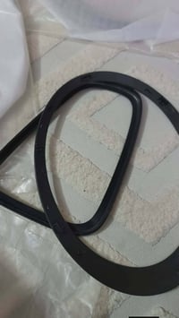 البيع عطرات لايت بك لايت بلاك يوجد خدمه توصيل 07715706215