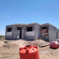 دونم ونصف طابو زراعي للبيع مع بیت  بالإضافة إلى بتلو في النشوه البجيه ...