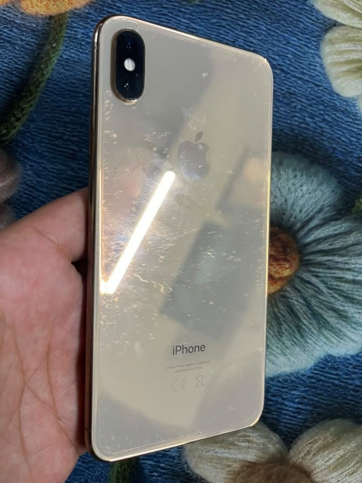 اخوان ايفون XS max الجبير
ذاكرة 256 
البطارية 79
الجهاز بوضع الشركة بحيث اللزكة بل ضهر الااصليه مال شركة النضافة  100‎%‎ كامل مكمل مامفتوح ولا مبدل بي ايشي  كامرات نت اتصال بصمة كلشي  تاخذة تدعيلي
العنوان :بغداد حي الجوادين
الرقم :***********
السعر :290 اتصل وذا شراي تامرني
