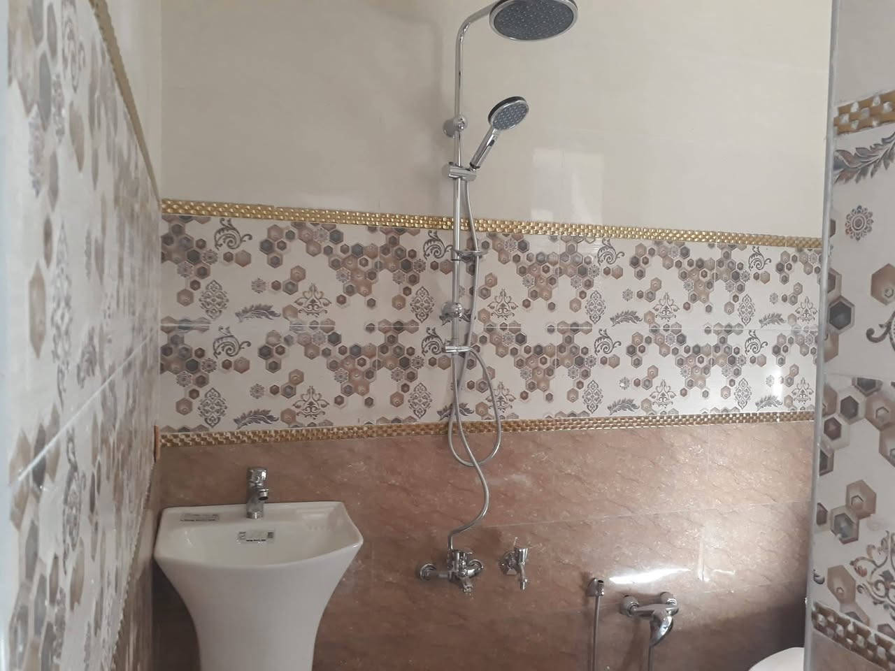 السلام وعليكم شغل درجة والى تسيس ماي ومجاري ***********
