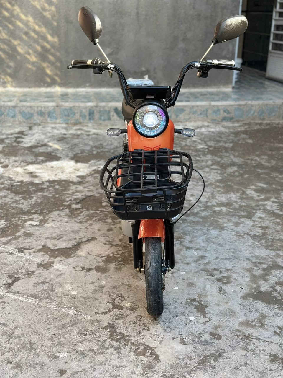 سلام عليكم عندي دراجه للبيع***********
