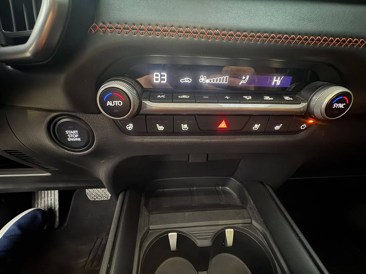 2025 Mazda Cx-50 2.5 Turbo -Meridian Edition
4 هه زار ڕۆشتوە 
دوو دەراگاى لاى سه كن بۆیاخە 
+ دوو پەڵە pdr هەیە 
ئێرباگی یەک شان تەقیوە و دانارا وەتەوە 
ژمارە کاتیە نەشکاوە 
شوێن سلێمانی 
نرخ 230$
***********
