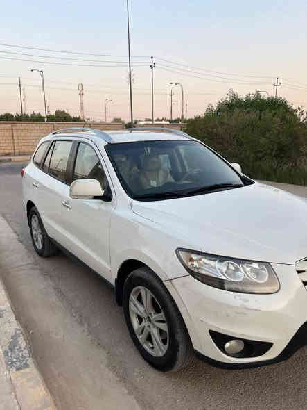 سنتافيا 2011
6 سلندر محرك 3500 
7 راكب 
وارد خليجي 
فول مواصفات 
فورويل 
مري شفط 
فتحة 
حساس خلفي 
كامرا خلفية 
بصمة عدد 2
ثلاجة 
تبريد 3 قطع بيانو 
حدادية جديدة 
تخم تاير جديد
رقم بغداد مشروع وطني 
سيارة مكفولة ماعدا صبغ شبر فوك البك لايت الايمن وشوية بارد 
مكاني حلة 
السعر خاص 
***********
***********
