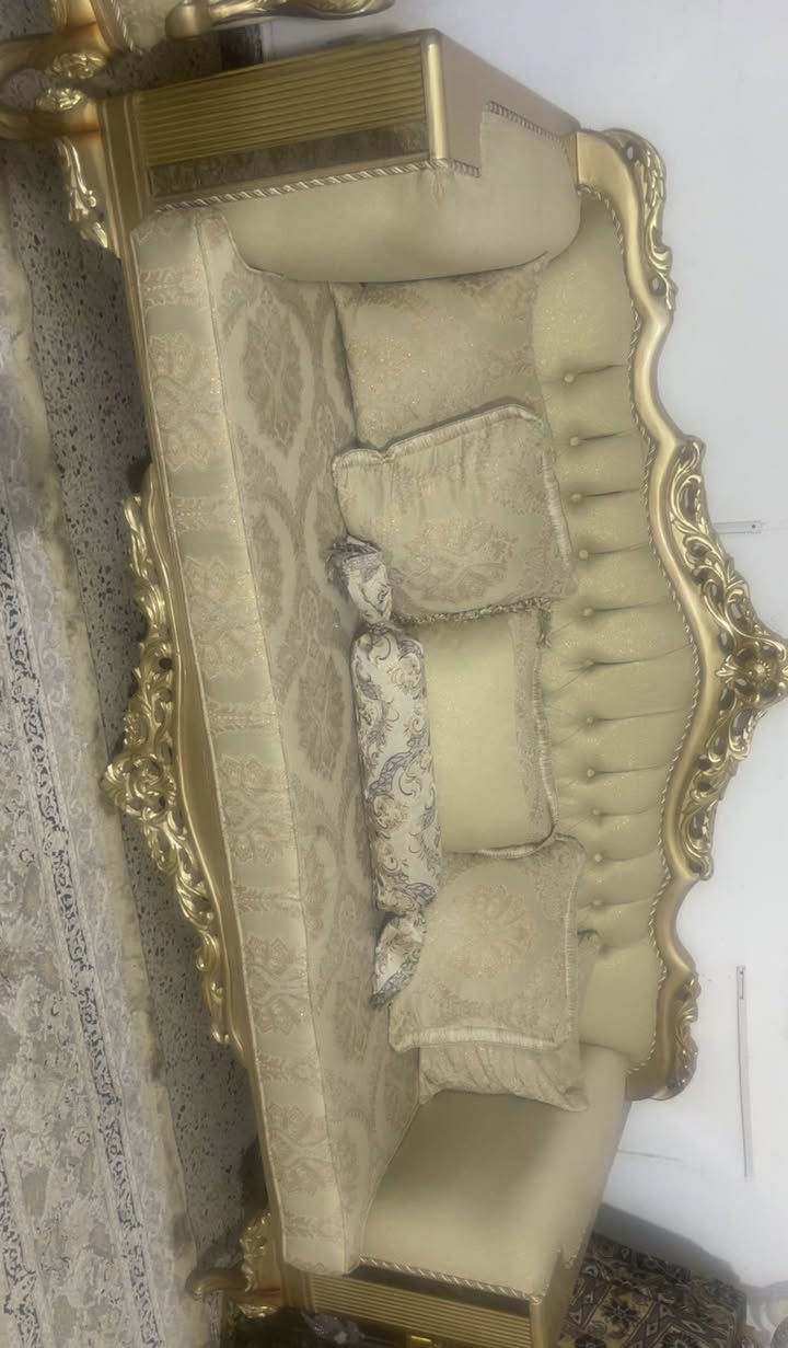 طخم قنفات للبيع 10مقاعد نضيف حيل مع طبله وسطية المكان بغداد المحمودية


**إذا كنت صاحب هذا الإعلان وتريد حذفه لأي سبب، رجاءا أرسل رسالة إلى الدعم الفني**