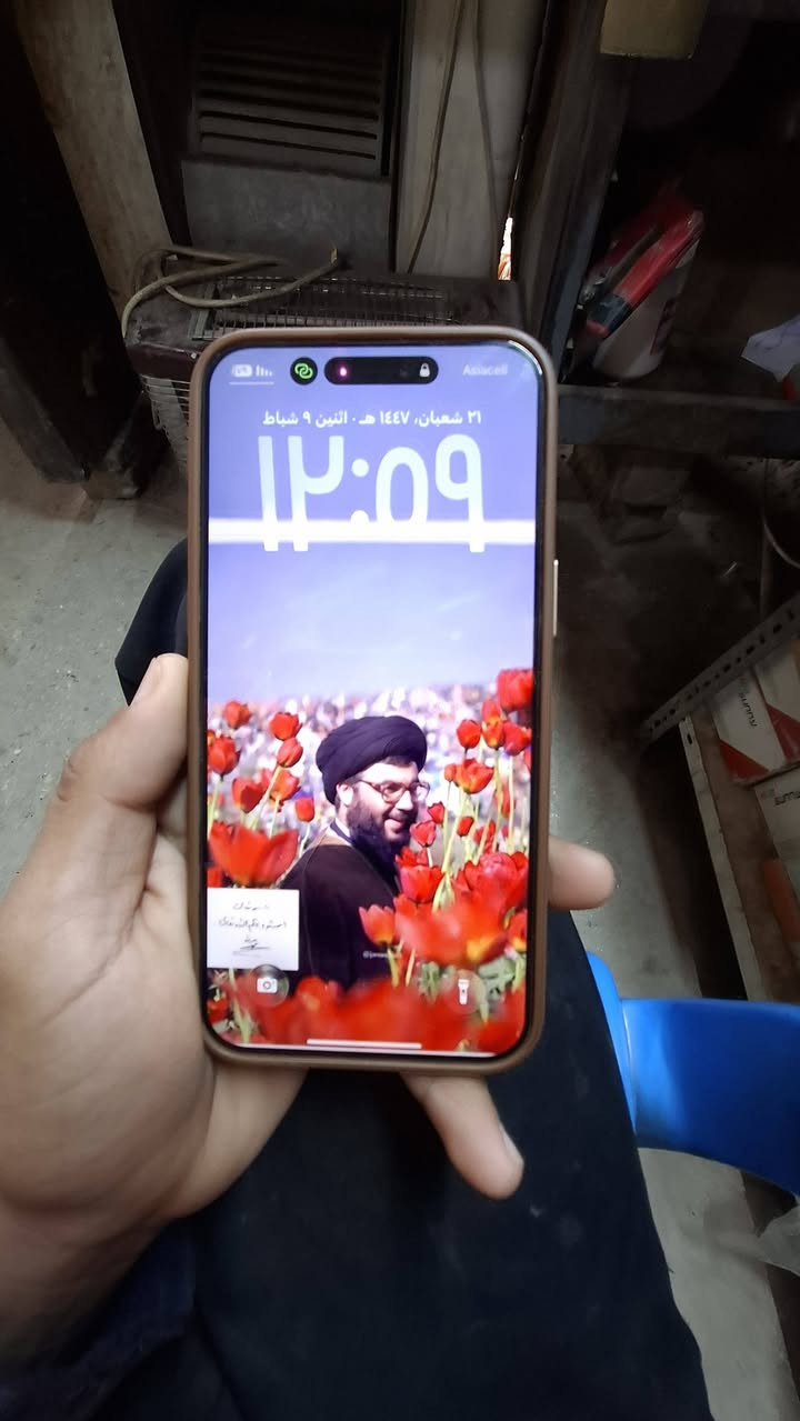 السلام عليكم
ايفون 15 برو ماكس 
الون تيتانيوم 
ذاكرى 256
بطارية 90 ابلادية 
نموذج m
الجهاز شرق اوسط 
شاحنة اصلية فقط تجي ويا الكارتونة ضايعة 
للستفسار الاتصال ***********
مكاني بغداد
