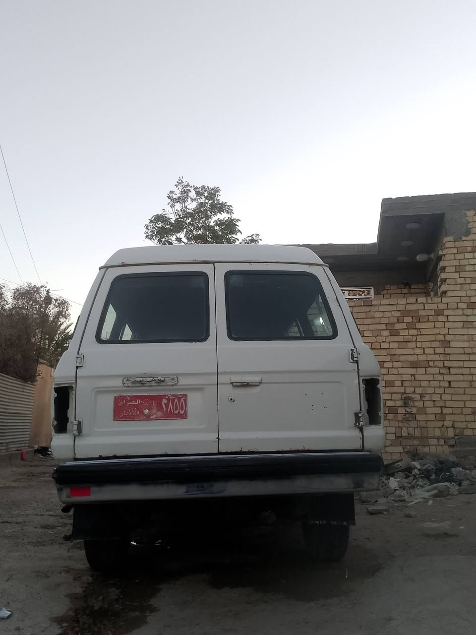 السلام عليكم لاند كروز مكينه بلادي راعيه مااندله السعر ١٤رقم ***********
