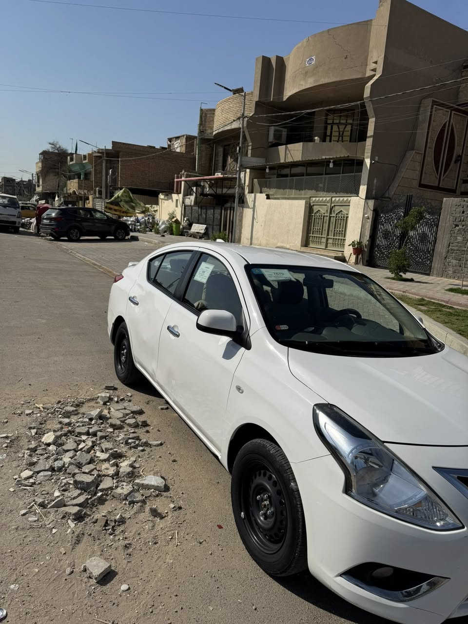سني موديل ٢٤ ماشية ٣٨ الف السعر ١١٥ رقم بغداد.   ***********
