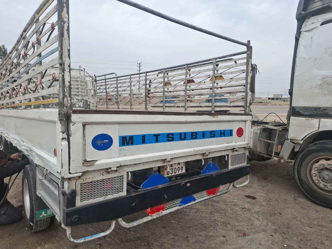 السلام عليكم بيدي للبيع
***********
