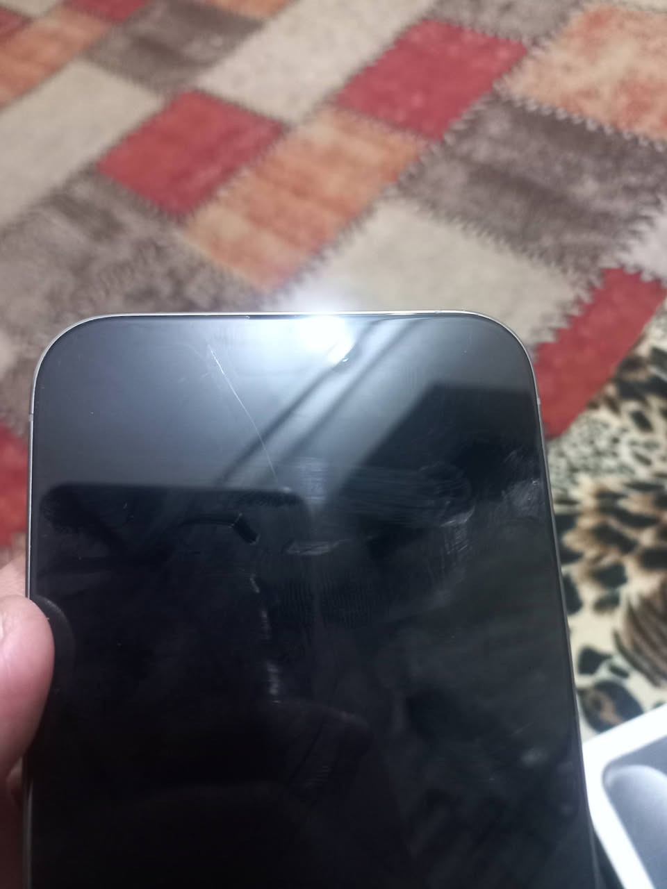 15 برو ماكس بطارية 100 ضمان ماستر كيبل مكفول كفاله  مامبدل بي شي  مجرد شخط بل شاشة  قيم 
***********
