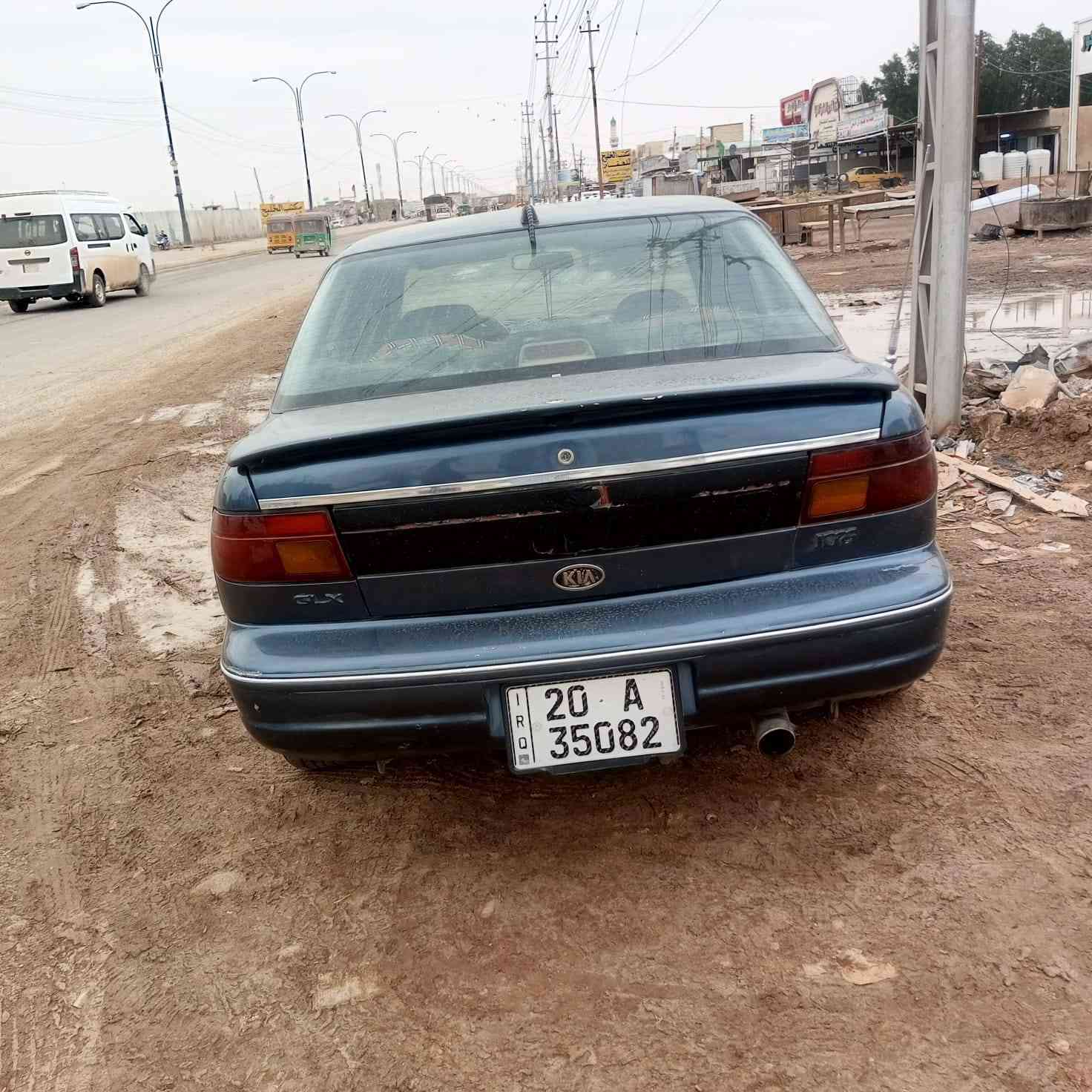 السلام عليكم كيا سيفيا موديل 93 بوكان نهروان رقم ديالى 26 وبيها مجال***********
