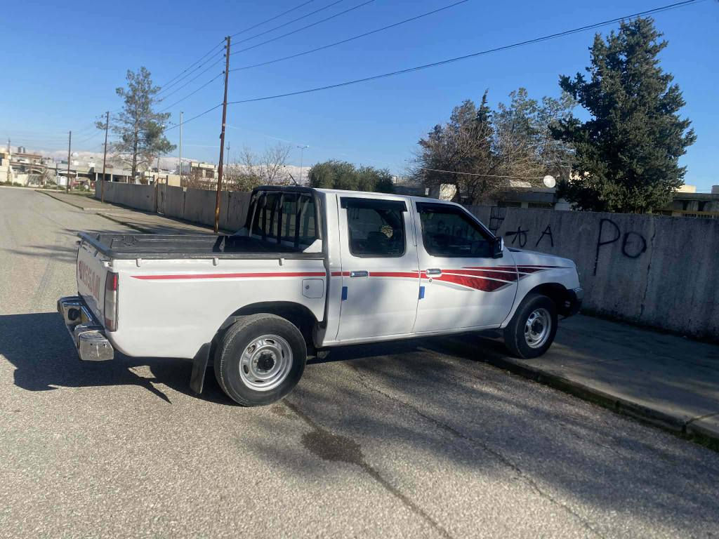 سەرەتا بەناوی خوا 
نیسان پیکاب مۆدێل 2002 تەبریتو پاوەر کامل بۆیاخ گێڕو مەکینەو ئەکسلی بەشەرت کارەبایو ناوگێچی هەموی ئیشەکا سەیارەکە مەزبوتو ڕێکو پێکە تەقەو ڕەقەی نیە سەنەوی تەواو بوە بەشەرتی تەحویلو غەرامەو بڕاوە سعری 52 مەعەلەیەکی برایانە پارەی بڕاوەیەکە
ناونیشان زەڕایەن  

***********
*********** دار بنديهكان, السليمانية
