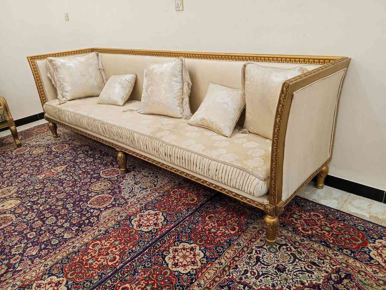 تخم زان كويتي النظافه 100 12 مقعد هالمكان بغداد تواصل على هذا الرقم واتساب اتصال***********
