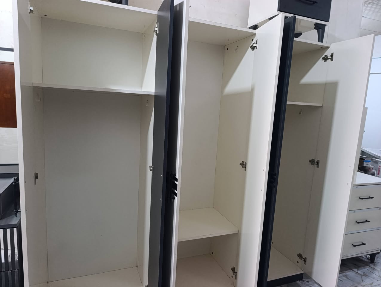 غرفه الكيم المستعمله متكونه من خمس قطع نظافه


**إذا كنت صاحب هذا الإعلان وتريد حذفه لأي سبب، رجاءا أرسل رسالة إلى الدعم الفني**