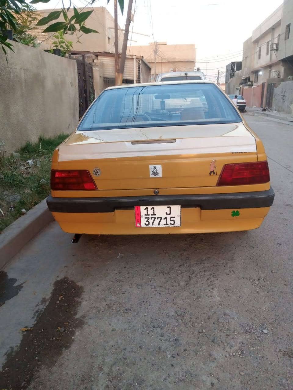 سلام عليكم بيجو لميس 2015سياره كفاله عامه من ضربه من تبديل من صبغ برغي ما مفتوح بيها كلها عل بلاد كير مكينه تبريد ثلج 🥶 خير من الله صدر امامي خلفي تخم تاير جديد صبغ وياله حراري غرفه جديده سياره كلها بلاديه كهربايات كلها شغاله  بلاد تجي شوف بعينك مال بيت  بسمي مصفره هيئة وغرامات سعر 47وبيها مجال حك جيه كلشي اكو بل سوك مكاني بغداد زعفرانيه ***********
