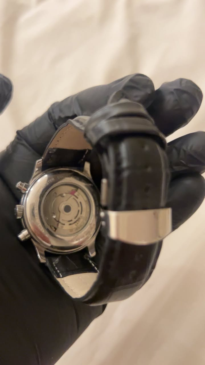 Longines AUTOMATIC
ماستر
سعرها 75 مكاني بغداد


**إذا كنت صاحب هذا الإعلان وتريد حذفه لأي سبب، رجاءا أرسل رسالة إلى الدعم الفني**