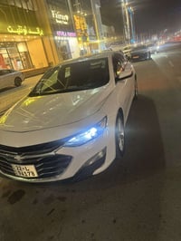 حبايب سياره للبيع ماليبو موديل 2022 LT ضربتها فقط باب السايق ومبدل نفس...