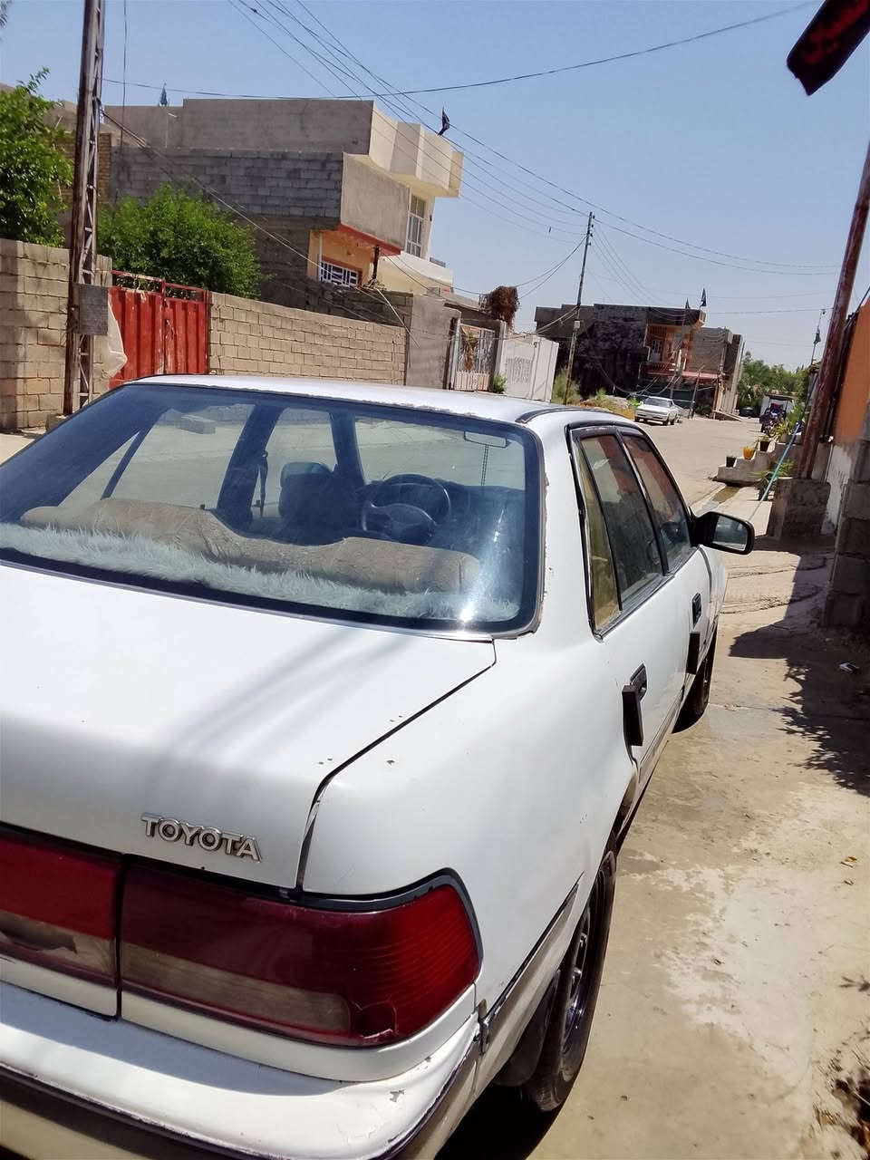 السلام عليكم 
السعر 35بيهة مجال للشراي
تيوتا كرونا 1991رقم بغداد دولي 
سنويه نافذه
هزة جديدة
محرك 1600ابوالجف جيد
كير جيد
سيارة مال جناي 
مكان السيارة ديالى قظاء المقدادية.شهربان
للاستفسار ***********
