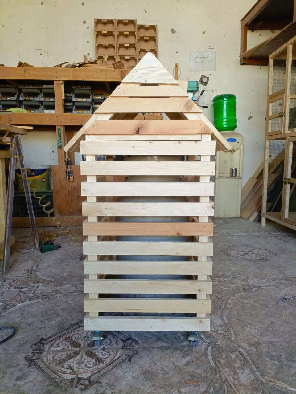 ‏‎        (  متاح اقفاص خانات واجهيات رفوف )

‏‎اقفاص للبيع نعمل حسب الطلب بأسعارمناسبه 

‏‎لأستفسار خاص او الهاتف ☎️☎️👈👈

‏                 (🇮🇶***********🇮🇶)      

‏‎مكاني- بابل -ناحيه -الابراهيميه -الدبله -قرب جسر 

‏‎السياحي-   (توجد خدمة توصيل حسب المكان    🚖 )     ""وتحياتي للشباwww.facebook.com/share/g/15hZqUuC7w/?mibextid=wwXIfrب @الجميع  ""
