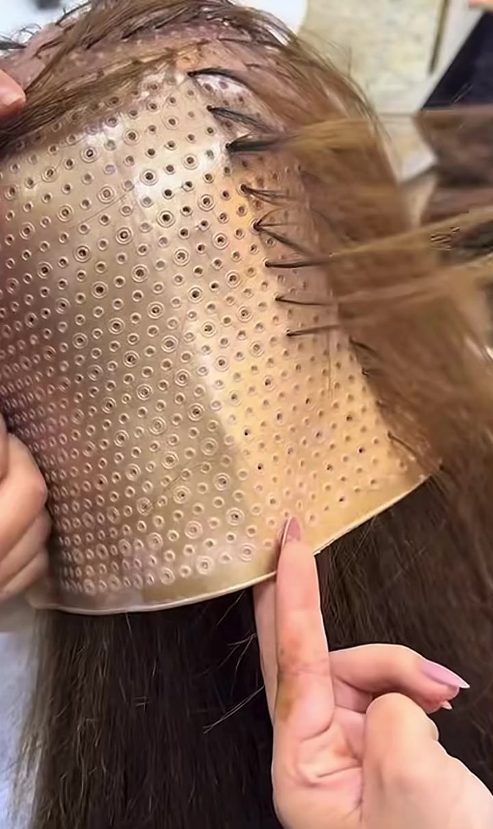 رمضان كريم وينعاد عل جميع بصحه  ولعافيه
بنات 

جبتلكم عروض بشده 🥳
حف وجه   وتنضيف بشره وصبغ  حاجب   ب5
تنضيف وجه بل شمع 4
تنضيف بشره بجهاز تبخير مع مورد ب3

صبغ شعر من10 وانتي صاعده
ميش حسب الشعر من 5لحد 15
سحب لون 15
توفر مسرح ومعالج للشعر شرط مده سنه بسعر مناسب من ٢٠ لحد ال٥٠  
تنضيف بشيره ايدين  واقدام ب7000

تنضيف جسم كامل ب10
 جلسة درمابن تبيض دائم ب10
تاتو 25 
توريد 15
تحديد ١٠ 
بدكير ٥
بنات هوايه اقسام عليه عروض 

للأستفسار الاتصال ‭٠٧٨٦ ٧٤٠ ١٤٥٩‬
ااهلا وسهلا بجميع متواجده بصالون من الساعه ٣عصرا الى ال١٢ليلا
