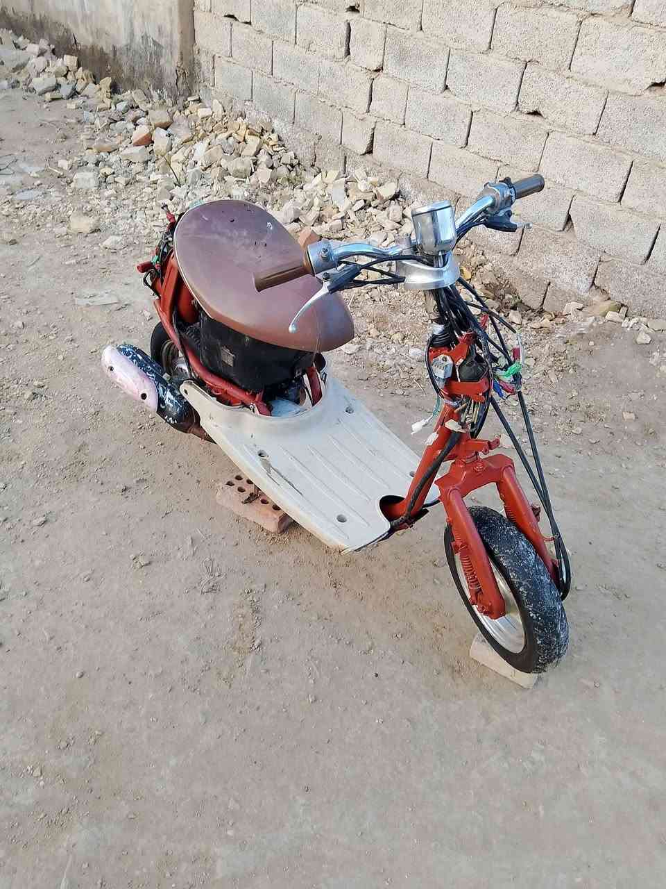 السلام عليكم دراجه للبيع مصريه مكان واسط  الاستفسار على الرقم***********
