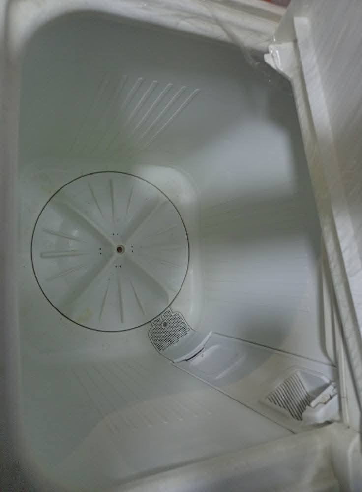 هيتاشي 20 كيلو غسل بطانيه يابان اصلي نضافه فول مستخدم قليل  شرط تغسلو تقتنعو يله تاخذيهه 140مع التوصيل بغداد فقط..... مراسله الصفحه او الاتصال ***********وتساب او..مراسله الصفحه ضمان شهرين
