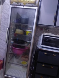 برااد للبيع السعر 300 وبيه مجال الاتصال 07802090818