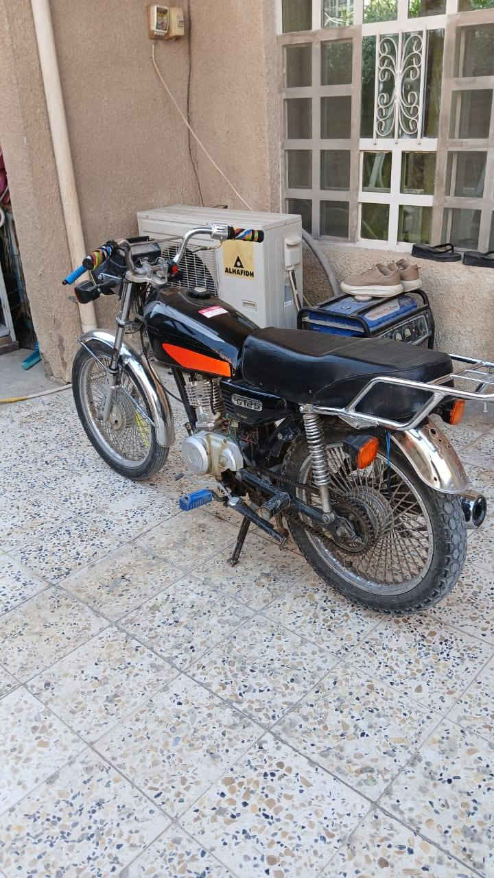 السلام عليكم
دراجة تايكر 2018 للبيع

مكينة ناعمة
 شلعة و معدل فول 
بيهة نقوصات كلش بسيطة
 كهربائيات كله جديد تانكي جديد عينة جديدة كابريتر جديد 
الدراجة نظيفة نقصهة بس باتري و تربط الكهربائيات 

العنوان ديالى بعقوبة التحرير

السعر 300 الف و بيهة مجال 

متوفر خاص      و        واتساب ***********
