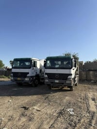 خباطات للبيع عدد 2 موديل ٢٠٠٥   سبعة امتار  لكفالة عامة رقم الهاتف للس...