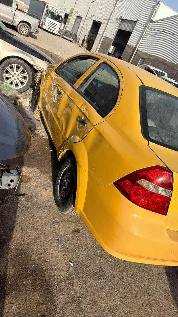 السلام عليكم أفيو وارد امريكي موديل 2008 رقم نجف تحويل مباشر هيئة وغرمات مصفره كير عادي ابيع على حادثها مكان السيارة بالبصرة السعر 27 الشراي يتصل ويدلل مامتواجد على الخاص *********** البصرة, العراق
