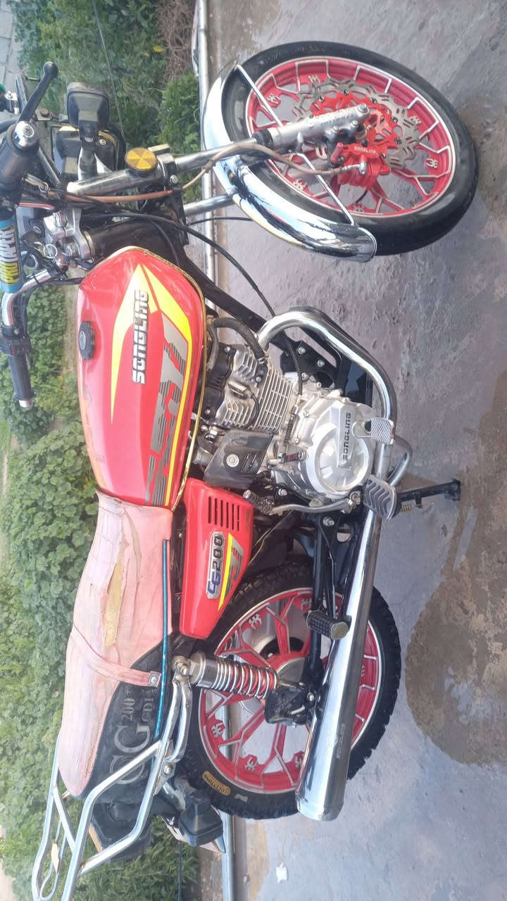 بسم الله الرحمن الرحيم. من رخصه الادمن ماطور موديل 24مكينه كبس شخطه مابيه مع منفيس اصلي مثل ماتشوف كدامك. السعر629وبي مجال شويه مكاني سامراء رقم ***********
