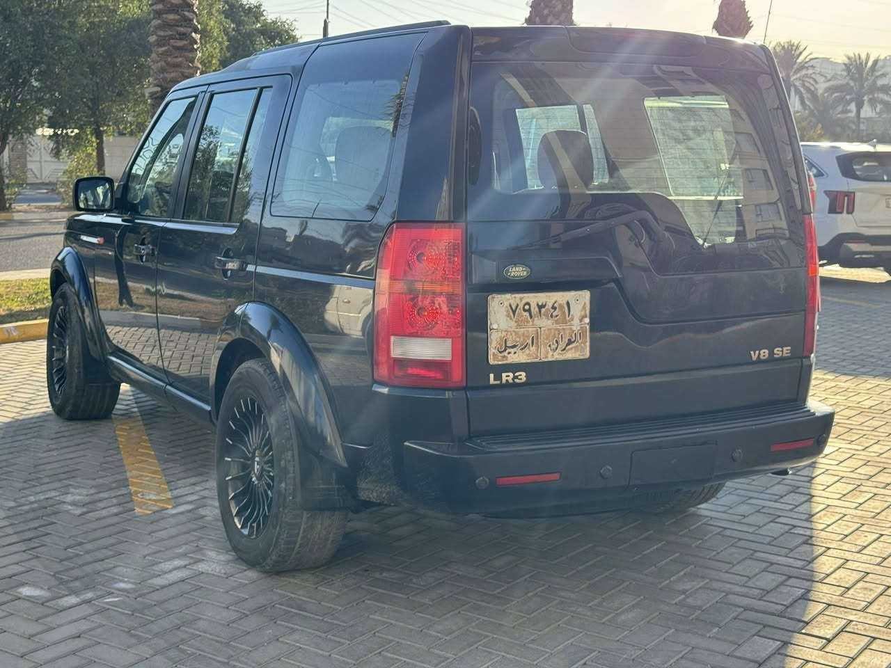 السلام عليكم
رانج روفر 2006 
محرك 8 / سلندر 
سياره سعرها مناسب بيها صبغ جاملغين محرك كير تمام بدون نقص 
مكانها بغداد حي الجهاد 
السعر 88 $
رقمي ***********
