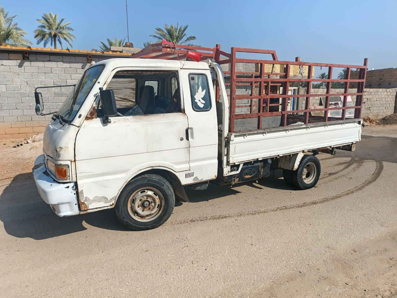 كيا بنكو مديل 1996 رقم قادسية صدامي بيهة كتاب فقدان سنوية راعية موحود بلمحاويل  تحويل مباشر مكفولة كير ومكينة وشاصي سيارة جاهزة مكانهة بلنجف اتصال ( *********** ) 
 السعر ( 35 ) وبيهة مجال خابر علرقم اني مكلف بلنشر
