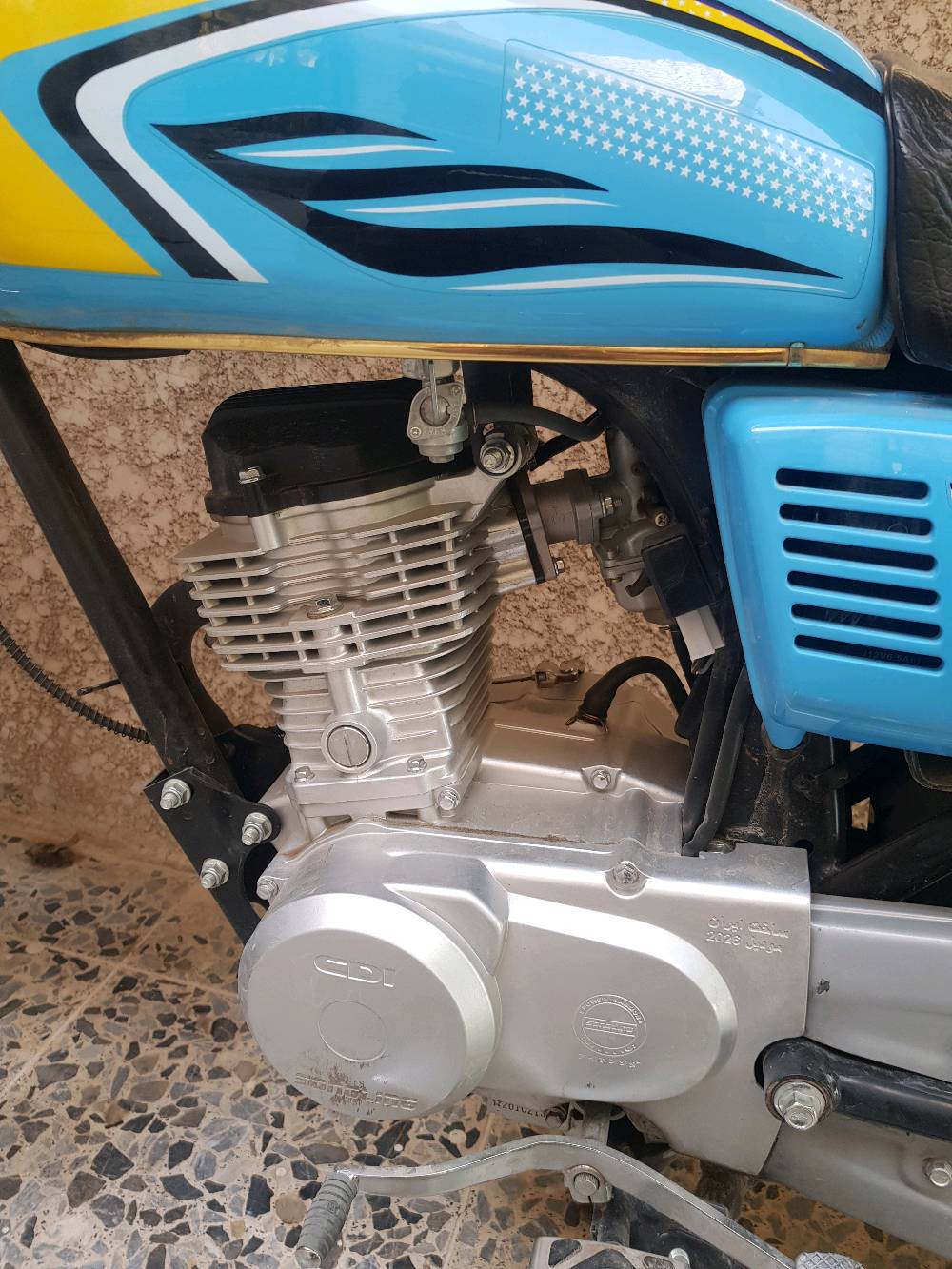 دراجه حلوة ومرتبه موديل ٢٦ مكفوله كفالة عامه سعرهه ٧٥٠ وهذا الرقم واتساب مكاني المعامل بستان سامي ***********