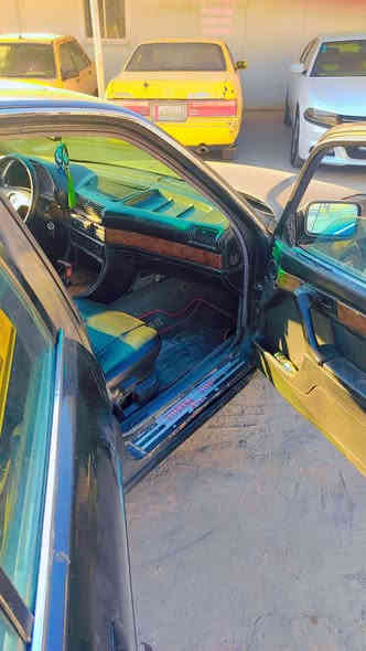 السلام عليكم بي ام للبيع بيع مستعجل سياره كامله مكمله السنويه 27 اعداده نص ونص تبريد شغال السعر 35 بها مجال***********
