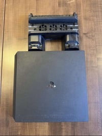 بلي ستيشن فور برو-1تيرا-اوربي للبيع مع ملحقاته دركسون شركة بلي ستيشن  ...