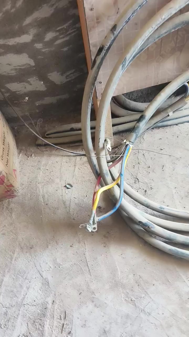 كيبل4×70مع بورد مع قاطع 400كلهن سوه ابيعهن ***********
