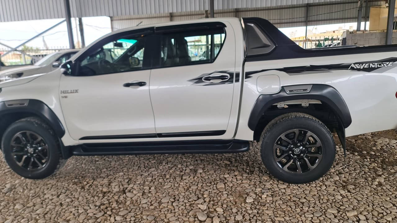 البيع ادفنجر موديل 22  رقم اربيل دولي ماشي 85 الف سونار موجود مكاني واسط الزبيديه ***********
