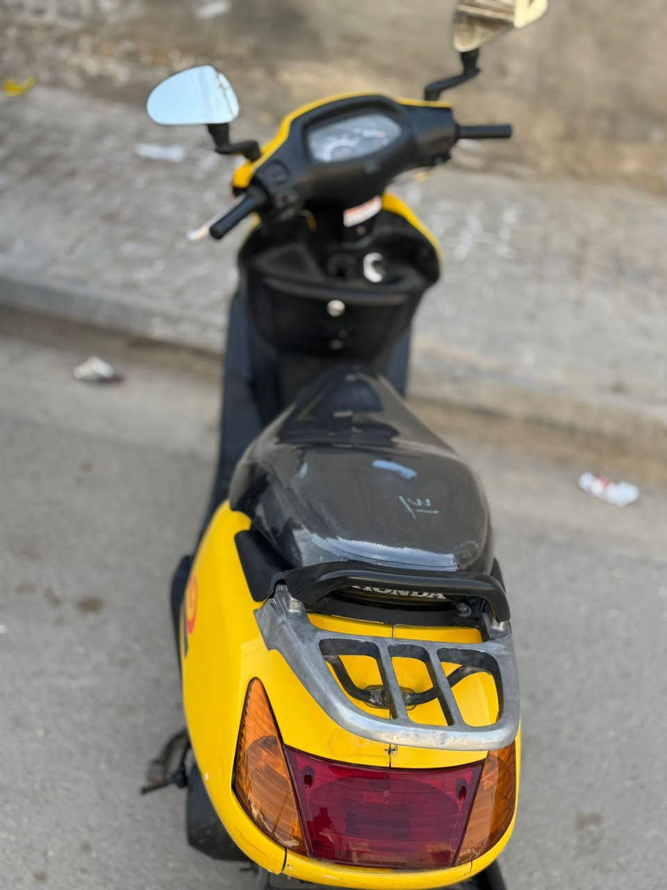 سلام عليكم دراجه سبيسي ياباني للبيع شغاله سلف هندر كهربائيات كله شغاله مبيه اي نقص قفل جنطه قفل سكان كله شغل مفتوحه رايمر كفر اصلي 
السعر 650 
العنوان الكوت الخاجيه 
***********
