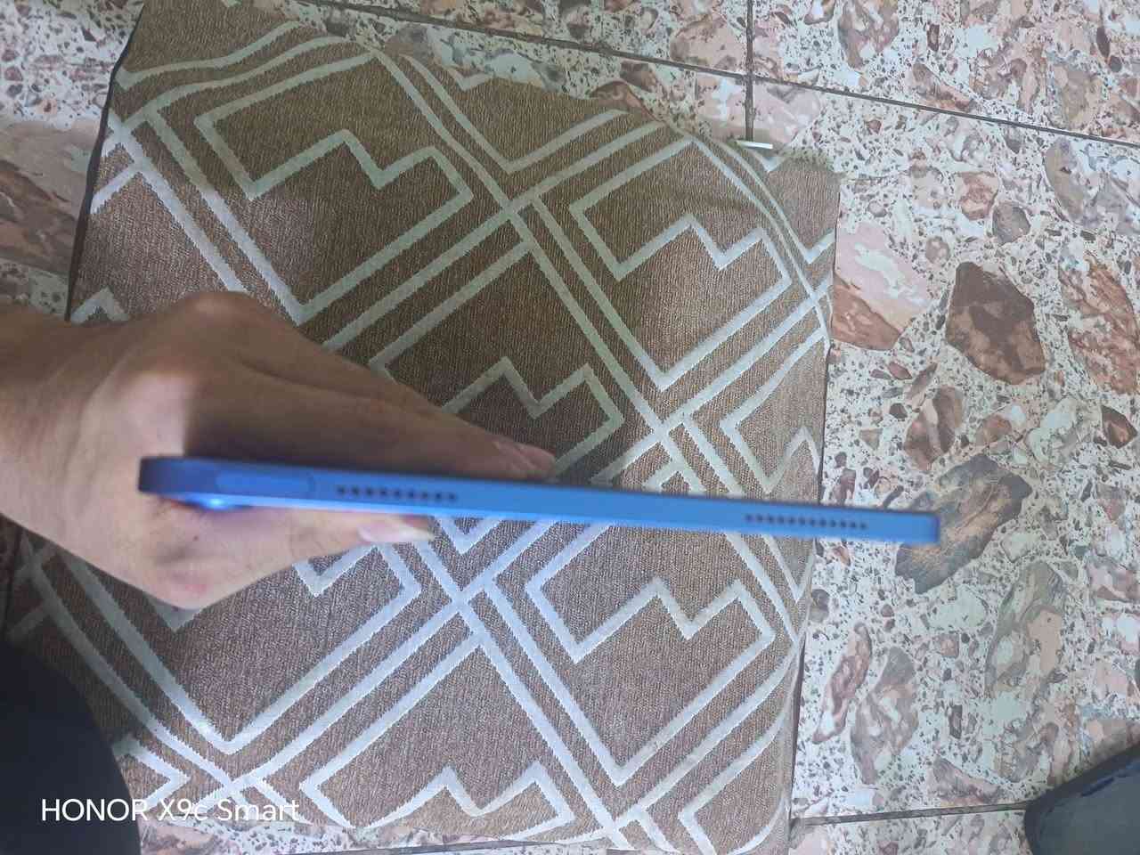السلام عليكم عندي ايباد مثل ما توضيح بالصوره ذاكره 64 بطاريه 86 نظيف استخدام شخصي واستخدامه قليل السعر 350 اذا شراي استفسار واتساب   ***********
