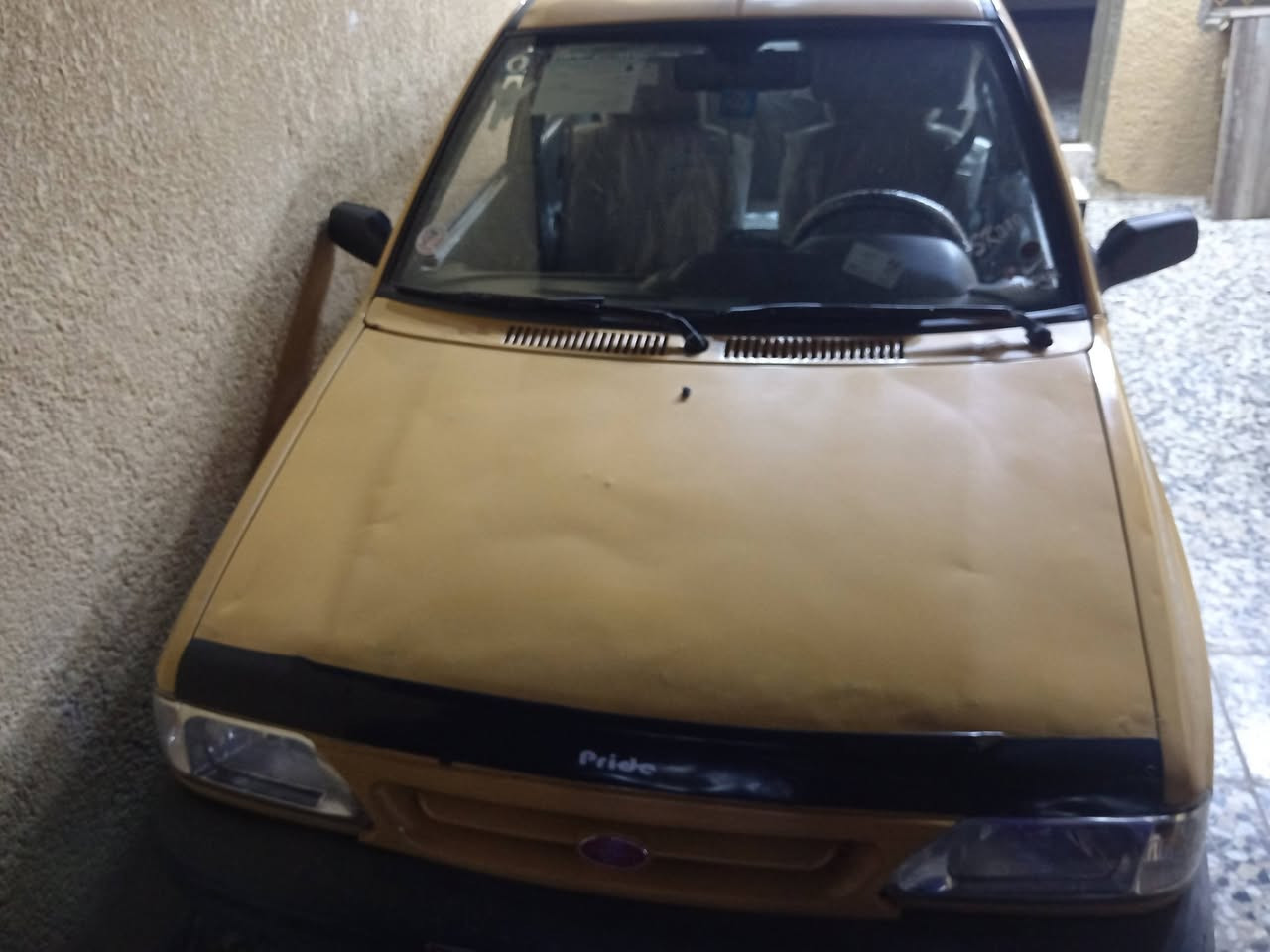 السلام عليكم سايبا للبيع موديل ٢٠١٥ باسمي والسعر ٣٥ وبيه مجال رقم ***********
