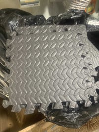 ارضيه سفنج • ٣٠×٣٠سم • سمك ١سم